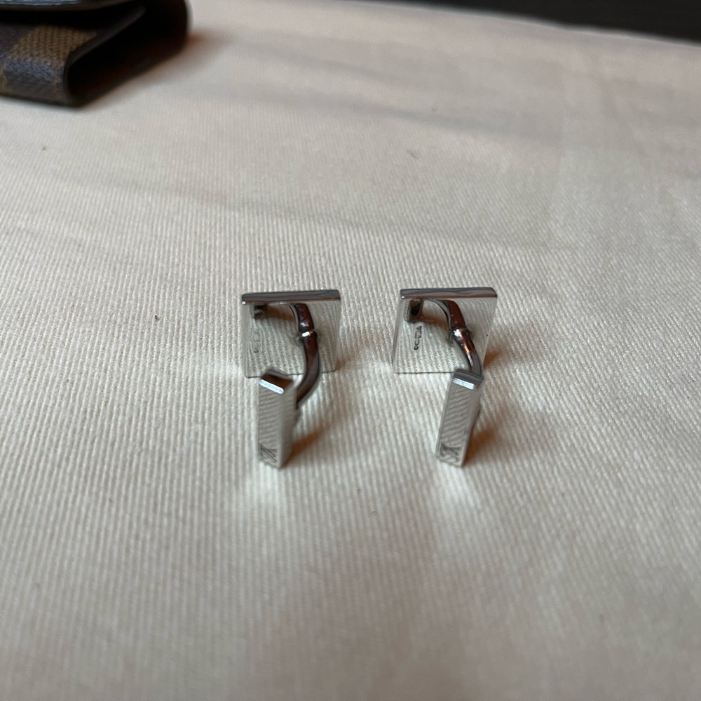 Louis Vuitton Sterling "Damier" Guilloche Enamel Cufflinks with case - Picture 12 of 12